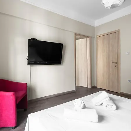 Апартаменты 93, Nilie Hospitality Mgmt